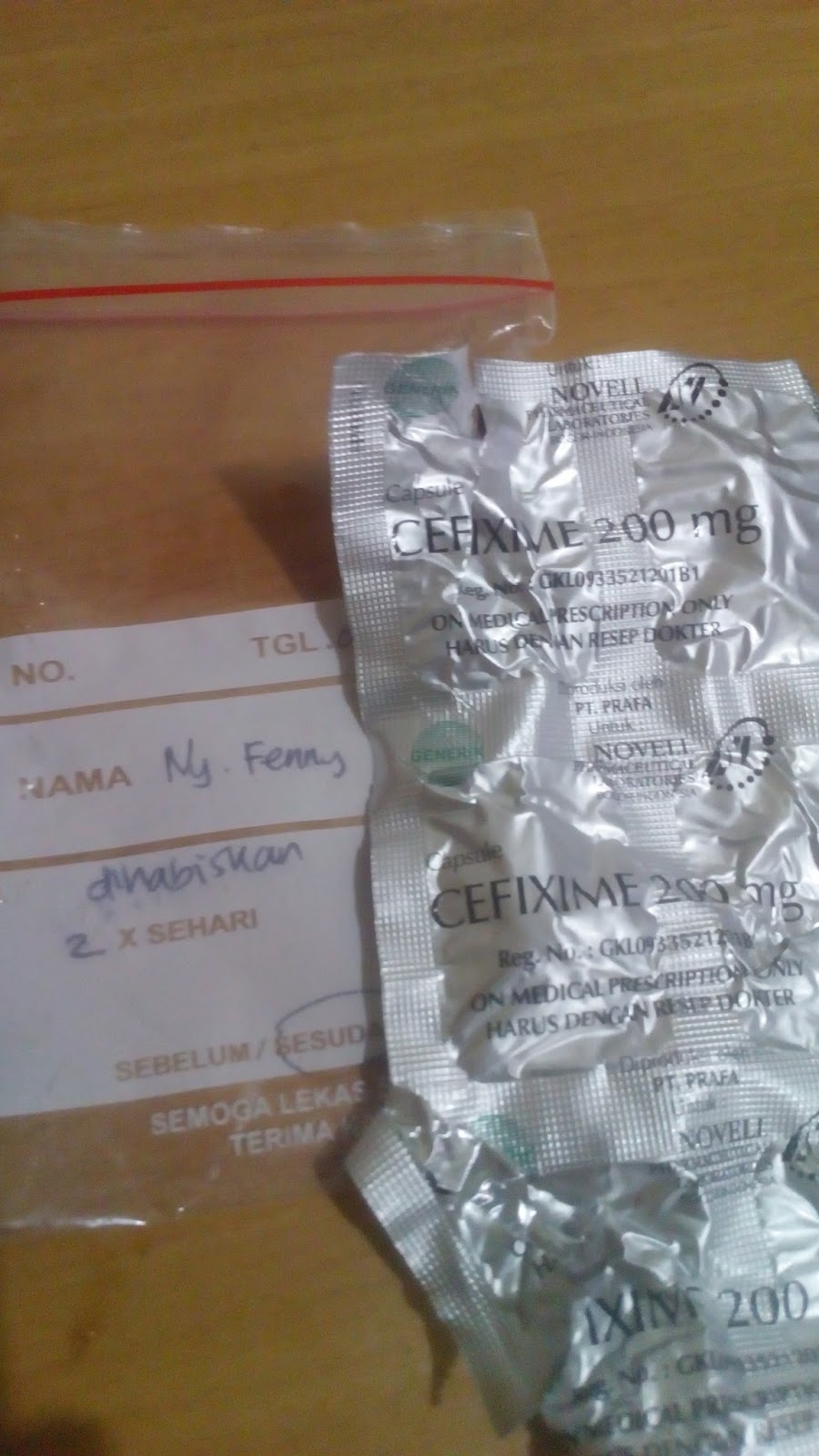 Mulai Membiasakan Minum Air Putih