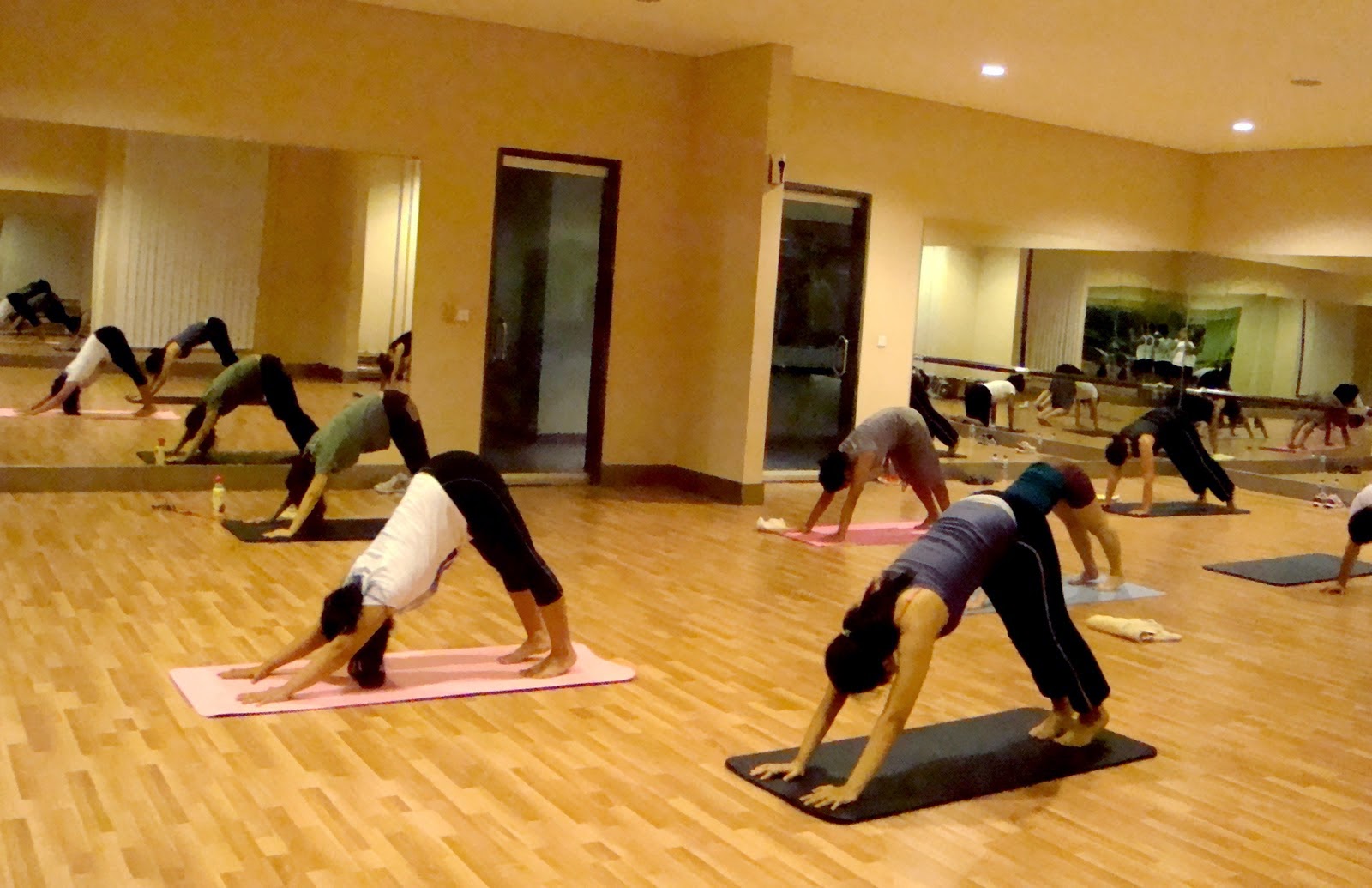 Alamat Tempat Yoga di Jakarta dan Nomor Teleponnya