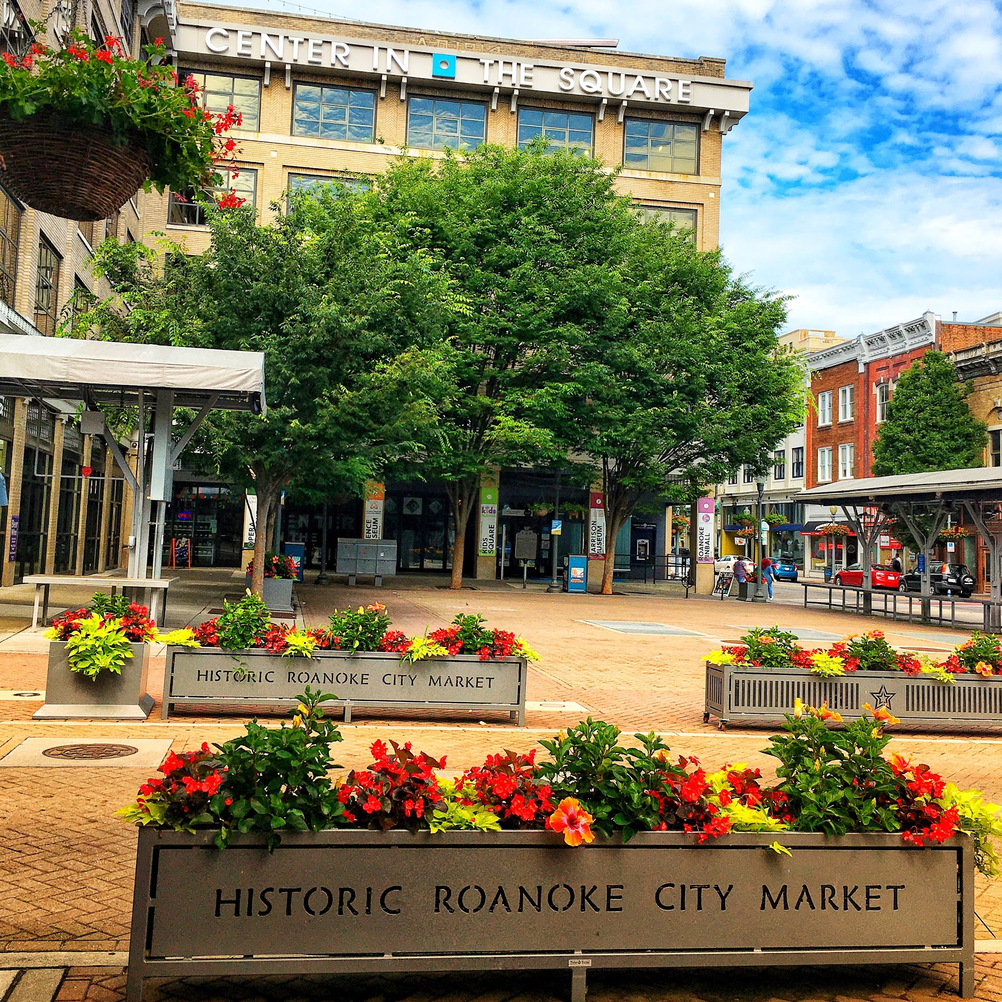 Travel guide to Visiting Roanoke, Virginia Travel guide to Visiting Roanoke, Virginia