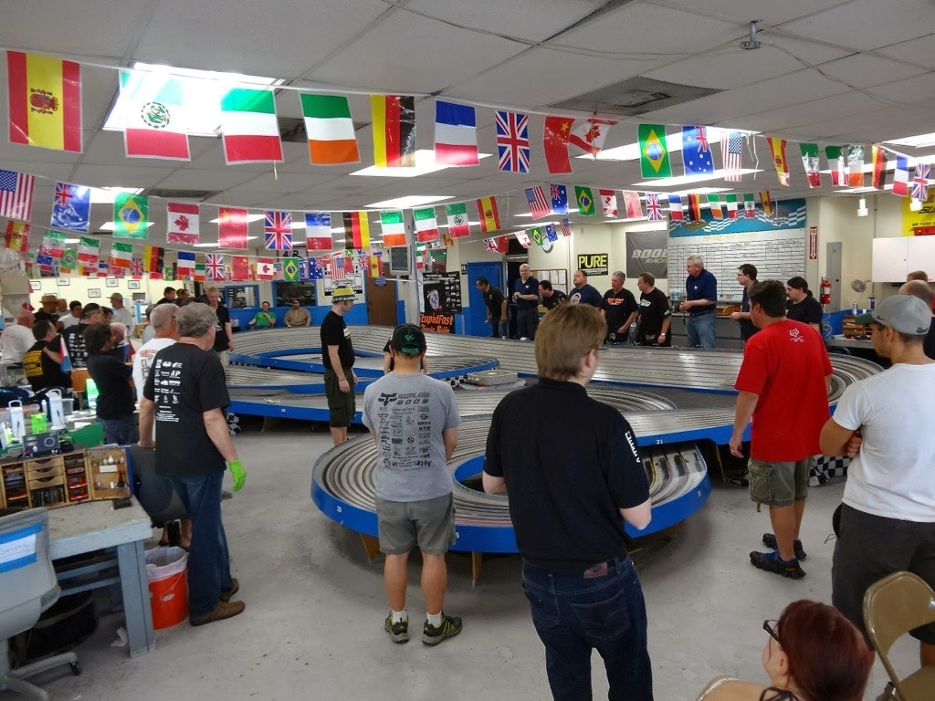 SLOT CARS SO CAL 24th & 32nd scale