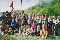Turovec 92 - společné foto s 6. dívčím oddílem
