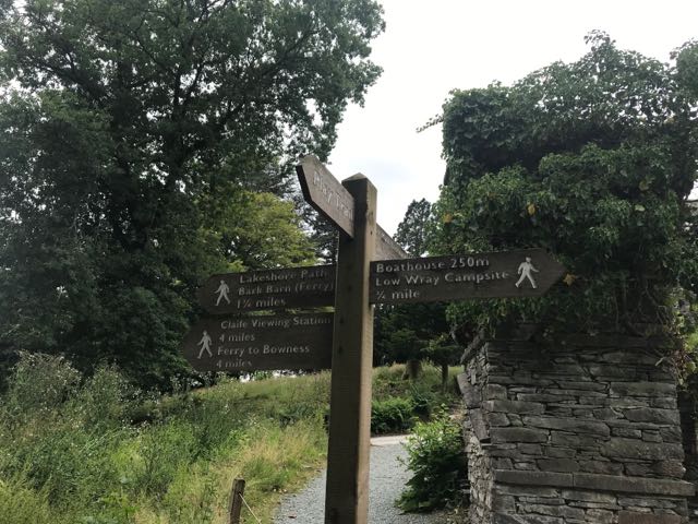 Wray Castle signpost