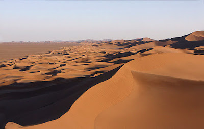 endless sand dunes of Lut Desert in iran.