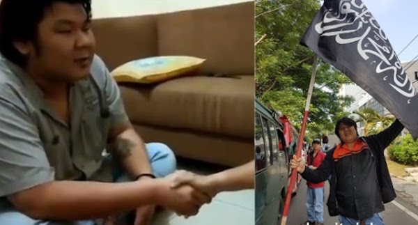 Alhamdulillah, Aktivis Tionghoa yang Tantang Mahfud MD Kibarkan Bendera Tauhid Kini Masuk Islam