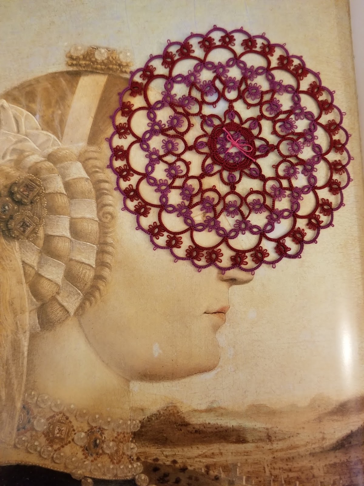 Carollyn's Tatting Blog Renulek 2020 doily, Round 4 💐