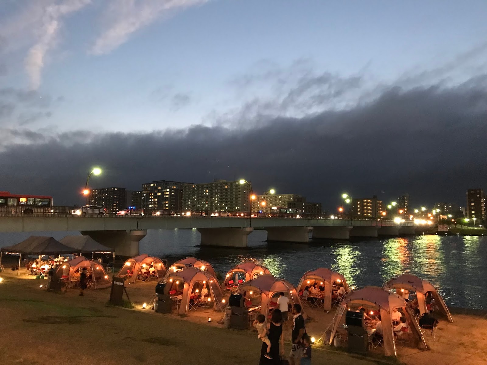 エスネル 豊かな暮らしを送る秘密 新潟観光大使 60 やすらぎ堤のミズベリング In 住箱