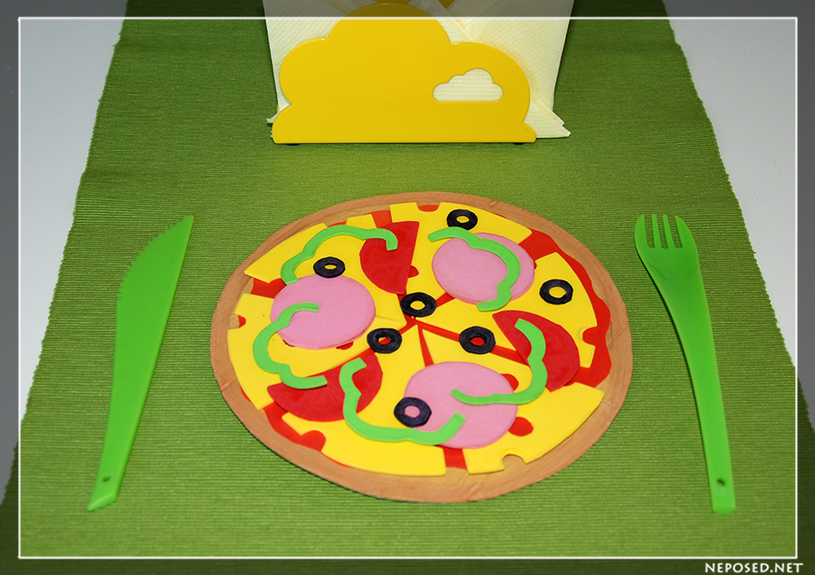 пицца аппликация. бумаги делать пиццу. бумаги делать пиццу. бумажная пицца. пицца из картона и цветной бумаги.