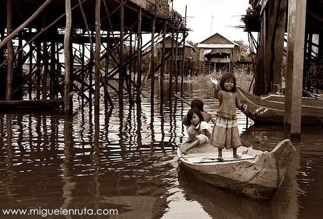 Niños-Kompong-Phluk