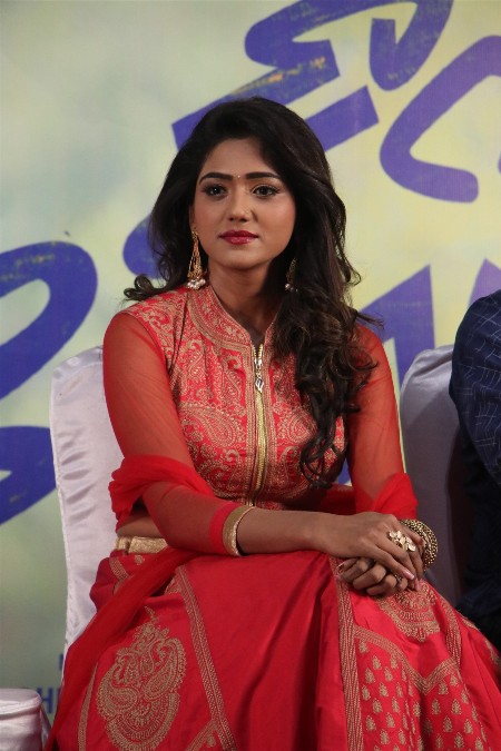 Shalu Chourasiya at En Kadhali Scene Podra audio launch