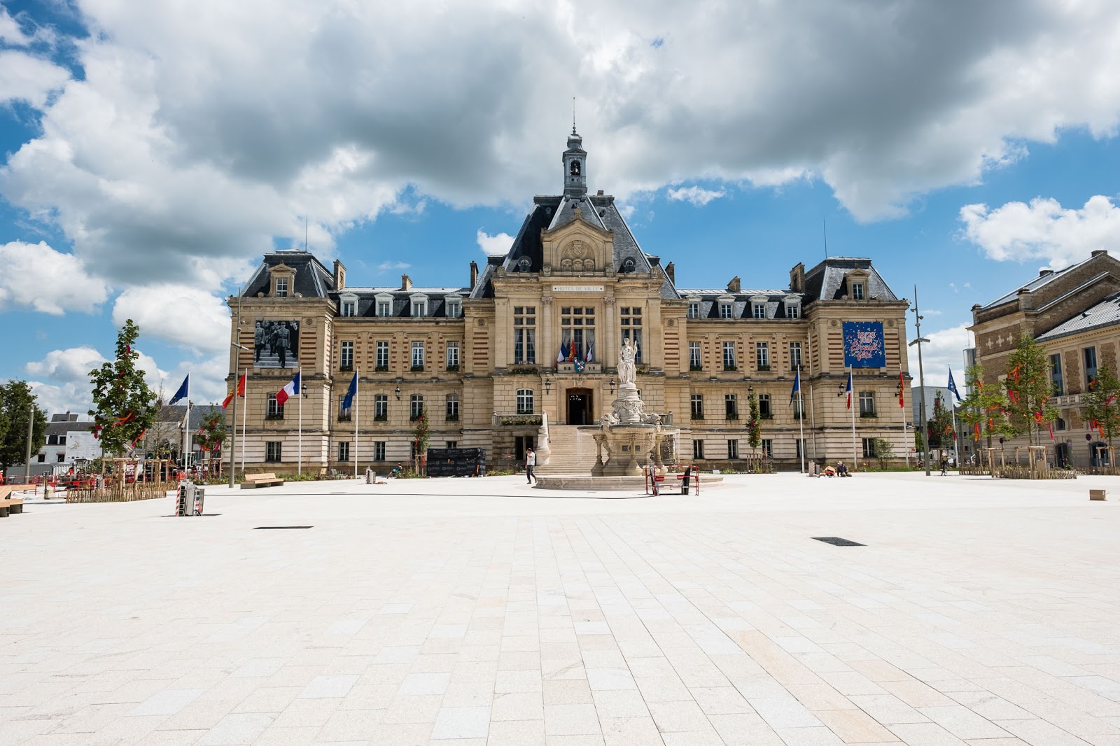 Travels With Snacks On to Normandy!