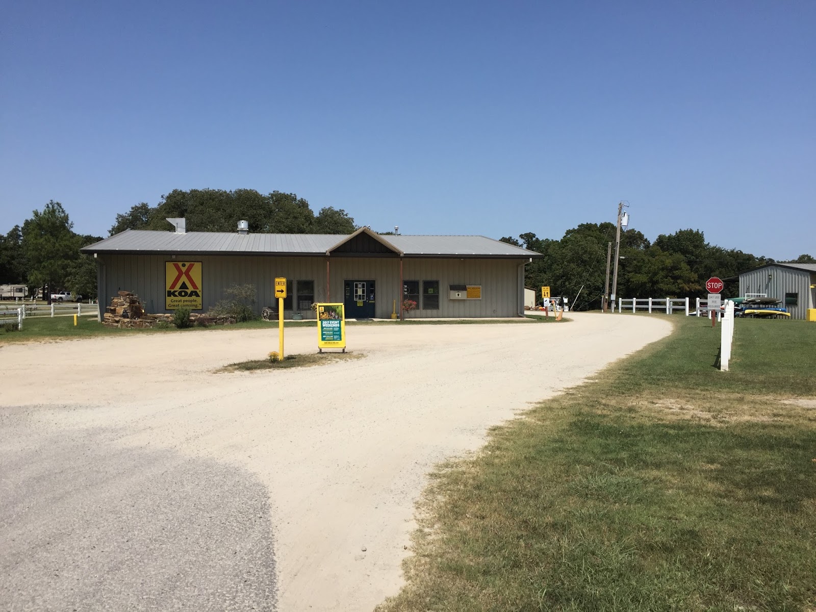 BLUE SKY AHEAD Checotah/Lake Eufaula West KOA, Checotah, OK