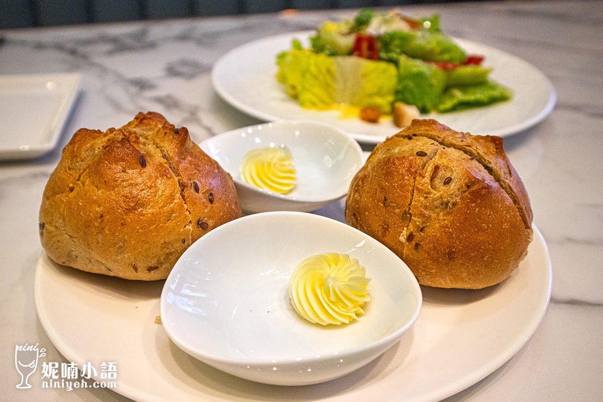 茱莉金牛排餐酒館