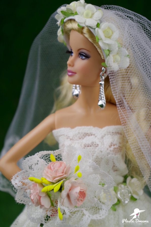Plastic Dreams Dolls :: Barbie et miniatures: Shooting: Wedding Dress/Robe de Mari?�e