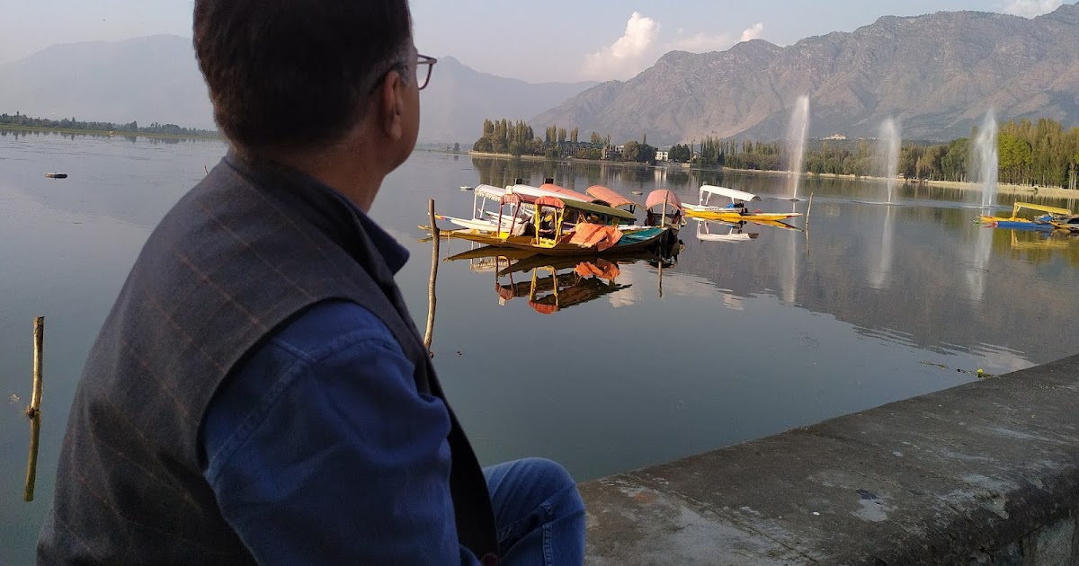  #à¤°à¤µà¥à¤¶ à¤à¥à¤®à¤¾à¤°  "à¤à¤ªà¤à¥ à¤¦à¥ à¤à¥à¥à¥ à¤à¤¾ à¤ªà¤¤à¥à¤°à¤à¤¾à¤° à¤¨à¤¹à¥à¤ à¤à¤¹à¥à¤à¤à¤¾ à¤à¥à¤¯à¥à¤à¤à¤¿ à¤à¤¸à¤¸à¥ à¤à¤ à¤à¤° à¤¸à¤à¤¸à¥à¤¥à¤¾à¤à¤ à¤¬à¤¦à¤¨à¤¾à¤® à¤¹à¥à¤à¤à¥ "