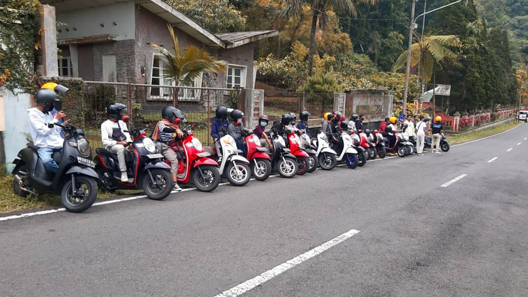 ngumpul komunitas scoopy jogja