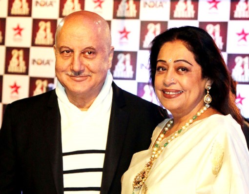 Anupam Kher Biography | Anupam kher biography | Autobiography of anupam
