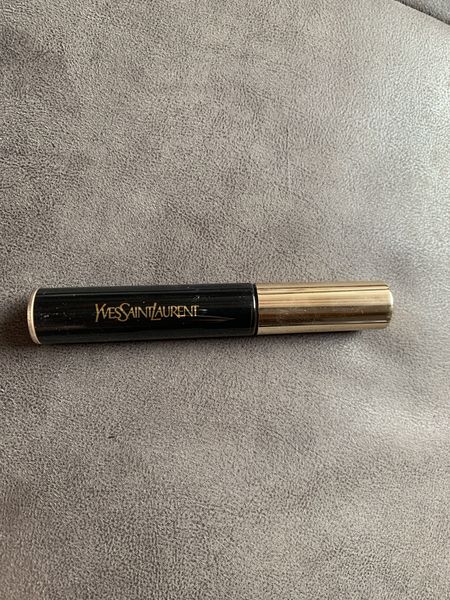 Yves Saint Laurent Concealer mit extrem hoher Deckkraft