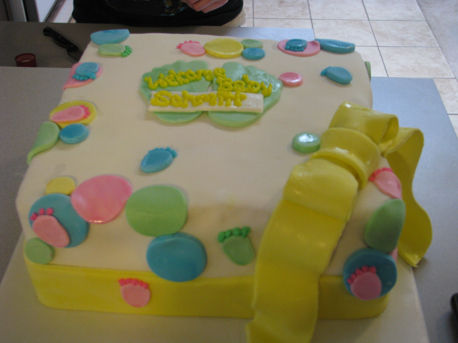 Cakes by Erine Pastel Footprint Cake