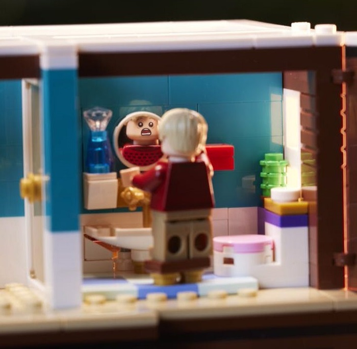 Home Alone Kevin LEGO Set For You To Celebrate Christmas