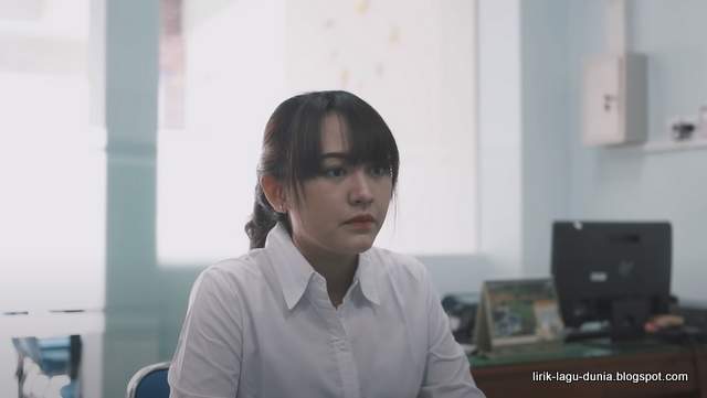 Lirik Lagu Layangan Sing Tatas Happy Asmara Dan Artinya Lirik Lagu Dunia