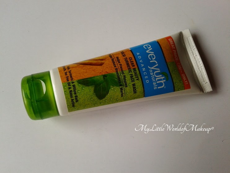 Everyuth Naturals Clear Beauty Tulsi Turmeric Face Wash Review