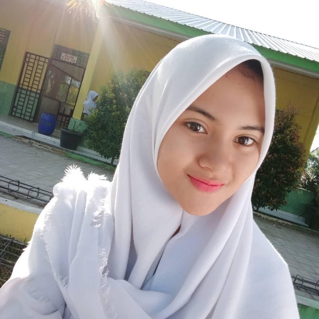 Foto Cewek2 Cantik Lucu Berhijab Anak Remaja / 700 Ide Cewek Berjilbab