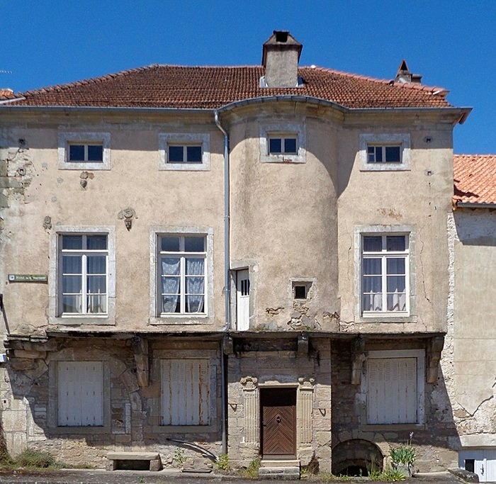 LE PAYS NATAL DE JLJ LA LORRAINE l'hôtel du gouverneur de Châtillon