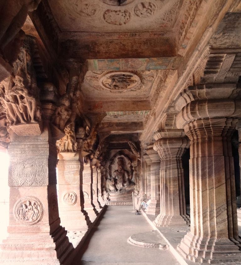 10 masterpiece sculptures of ancient India that every traveler must see