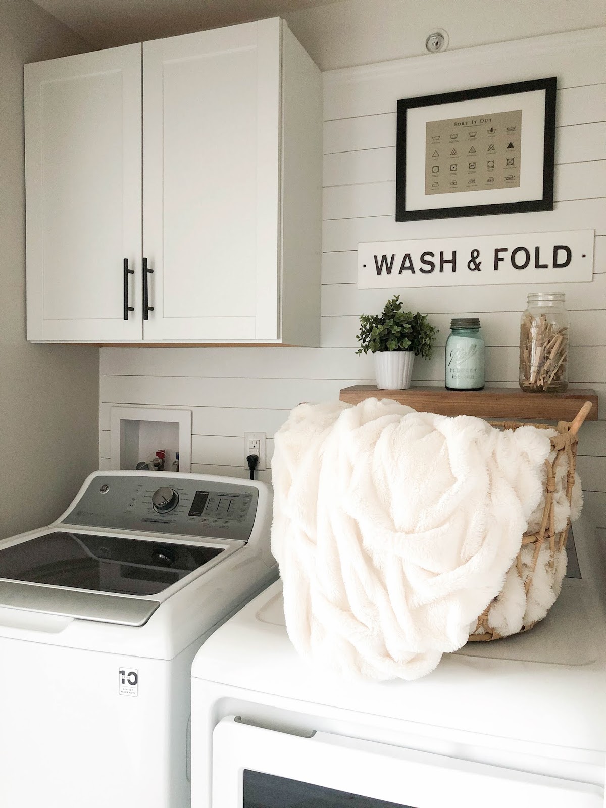 MODERN FARMHOUSE LAUNDRY ROOM REVEAL FEAT. SHIPLAP ACCENT WALL A