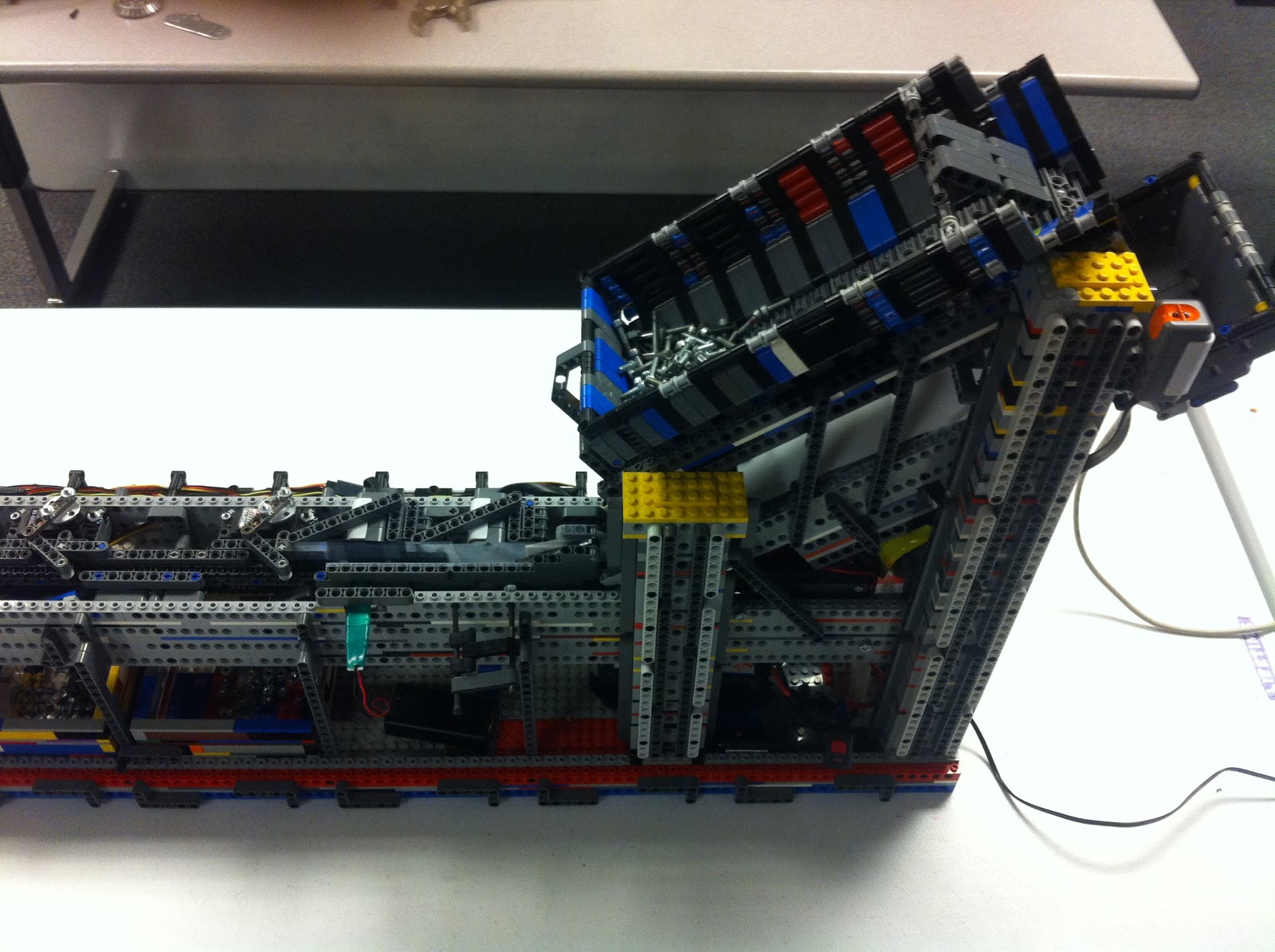 Jaguar's Spot Lego Tetrix Nuts and Bolts Sorter