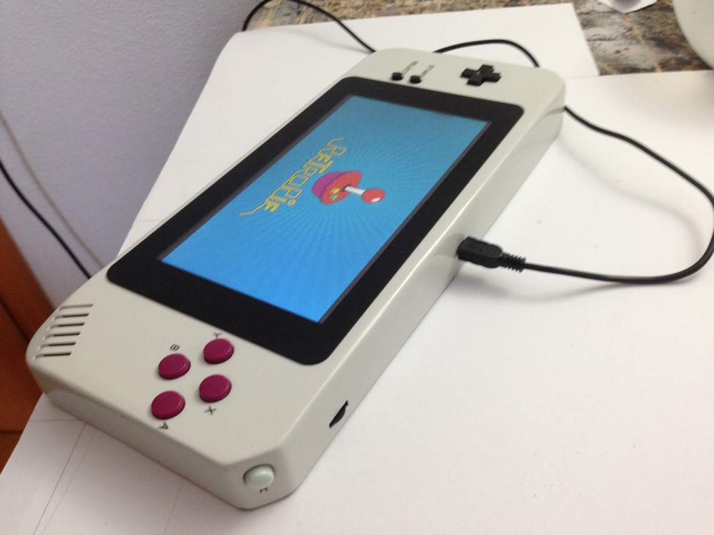 pkDemon Creations Raspberry Pi Gamepad, with 7" screen