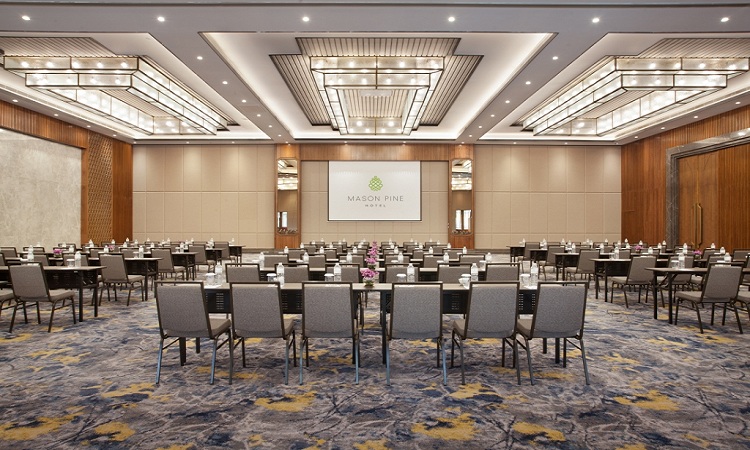 WEDDING 12 Hotel di Bandung Fasilitas Ada Ballroom untuk Acara Nikah