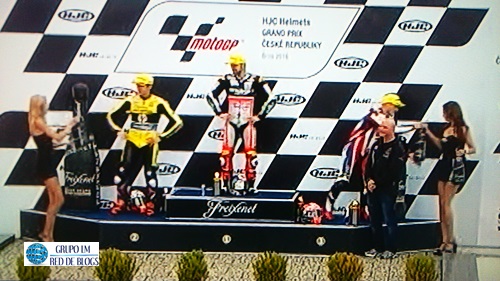 PODIO MOTO 2 PODIO MOTO 2