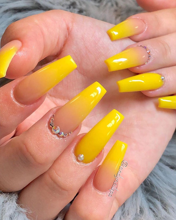yellow uniqe nail art