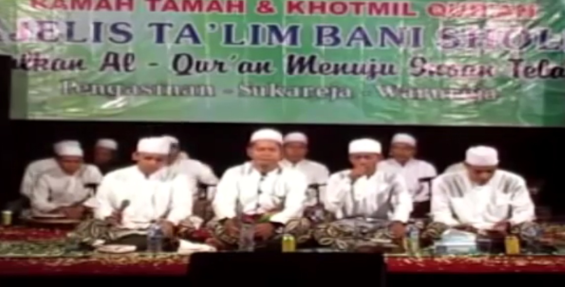 Mp3 Sholawat Hadzal Qur'an Az Zahir Pekalongan LASKAR