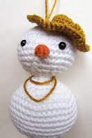 PATRON MUÑECA DE NIEVE AMIGURUMI 5008  