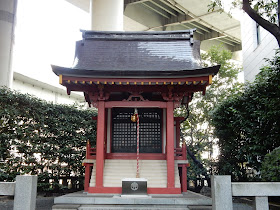 兜神社