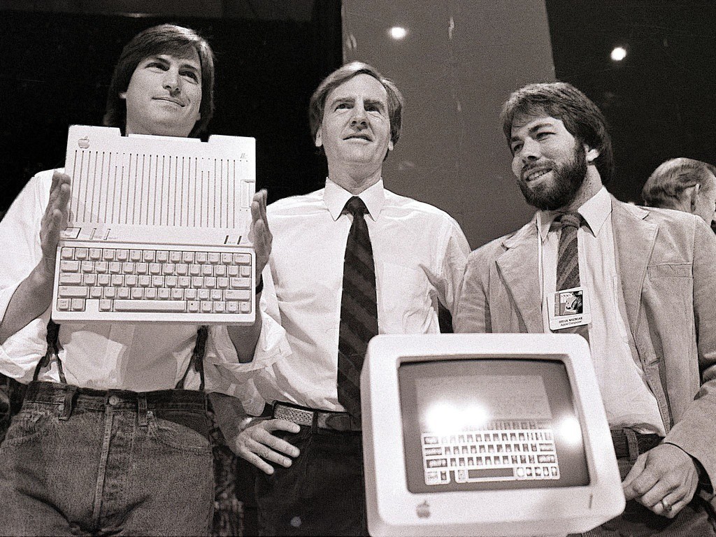 The Story Behind the First Apple Logo, told by its Own Creator
