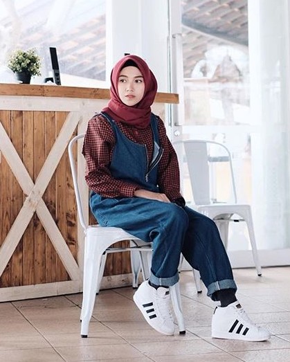 35 Koleksi Fashion Hijab Remaja 2019 Gaya Masa Kini ABG 