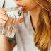 5 Manfaat Mengonsumsi Air Putih bagi Kesehatan Anda