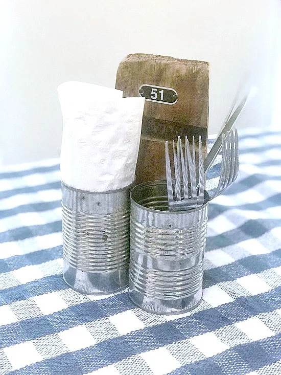 Rustic Recycled Summer Picnic Caddiy