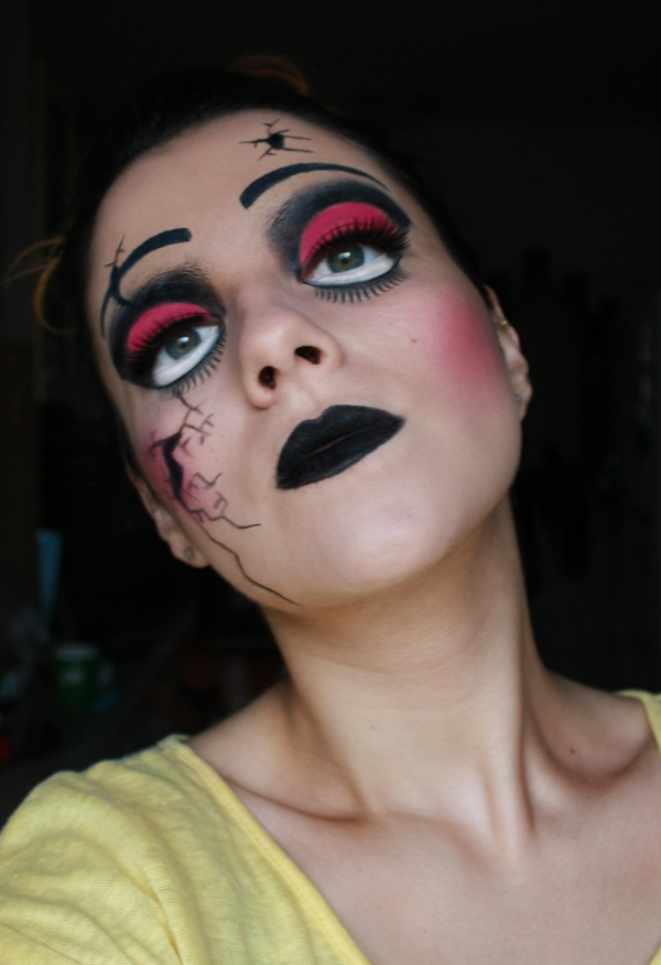 Deea Make up Halloween Makeup Creepy Broken Doll deea-make-up-halloween-makeup-creepy-broken-doll