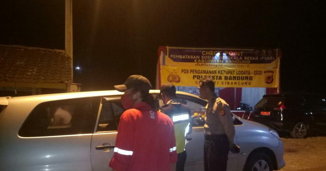 H 1 Psbb Kab Bandung Petugas Pos Check Point Cijapat Perketat