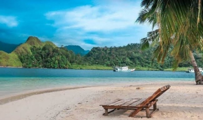 Selain Raja Ampat, 5 Pulau di Indonesia Ini Juga Memiliki Alam Yang Indah pastinya Indonesia mempunyai aneka macam pulau yang mengatakan keindahan alam yang meman Selain Raja Ampat, 5 Pulau di Indonesia Ini Juga Memiliki Alam Yang Indah