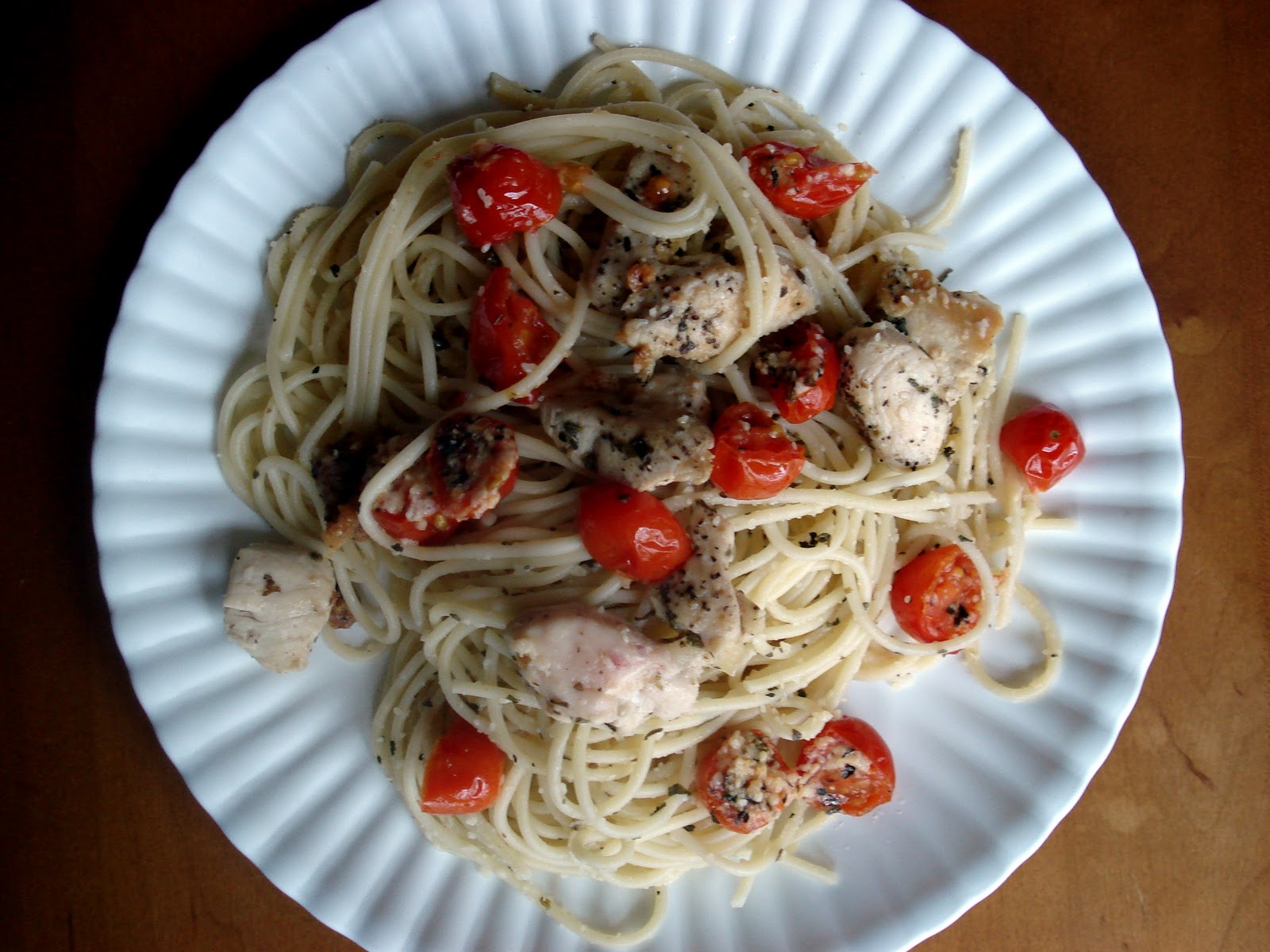 Bakestravaganza Garlic Chicken Pasta with Grape Tomatoes