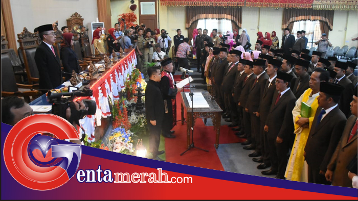 Anggota DPRD Lamtim dilantik 50 Anggota DPRD Lamtim Masa Bhakti 2014-2019 Dikukuhkan
