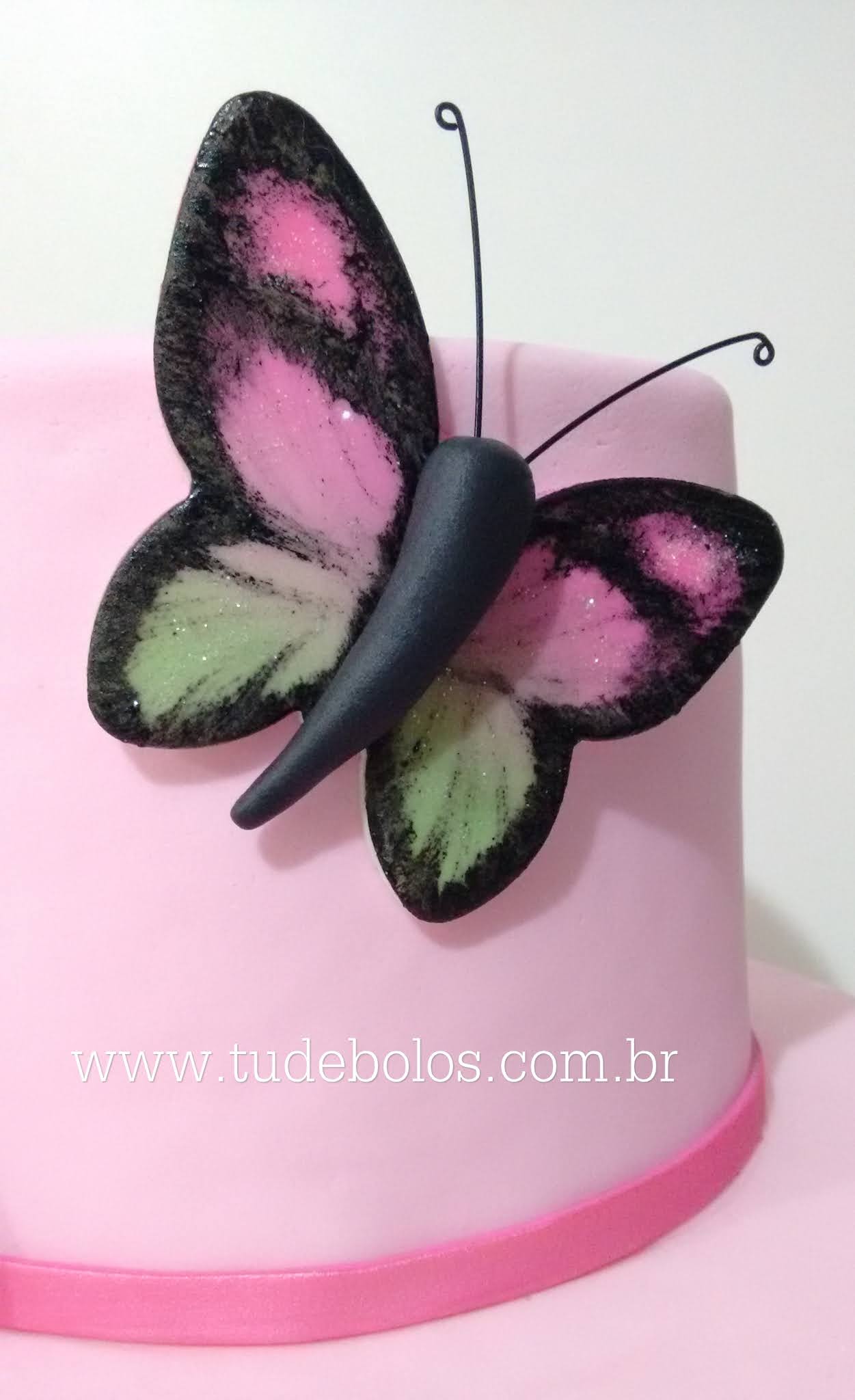 TUDE Bolos, arte e amor: Bolo borboletas rosa