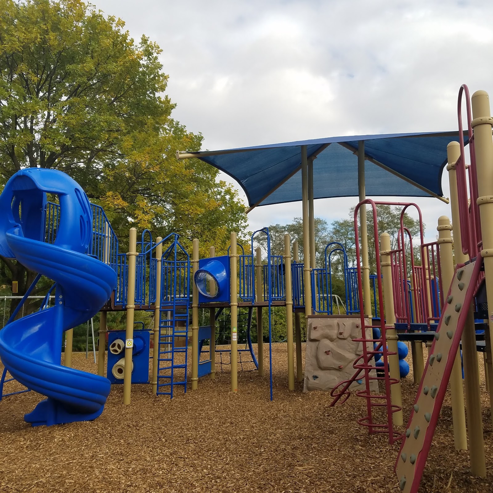 Play St. Louis Green Trails Elementary School Park, Chesterfield