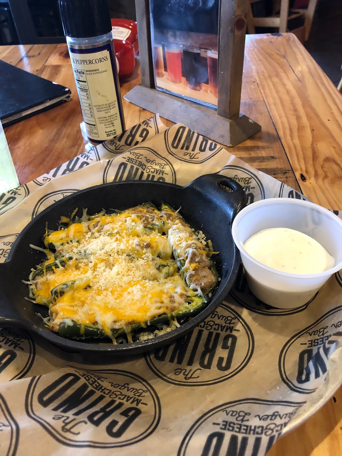 Rob's (mostly) Food Blog The Grind Mac and Cheese Burger Bar, Martin, TN