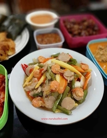 menu buka puasa ramadan favorit keluarga di rumah nurul sufitri travel lifestyle blogger resep masakan kuliner